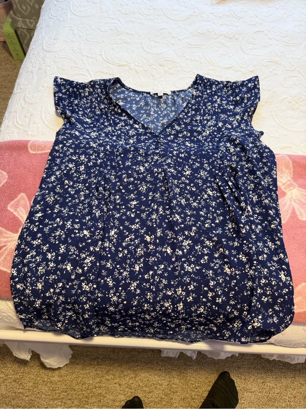 T.J.Maxx Navy Blue Floral V-Neck Flutter Sleeve Blouse